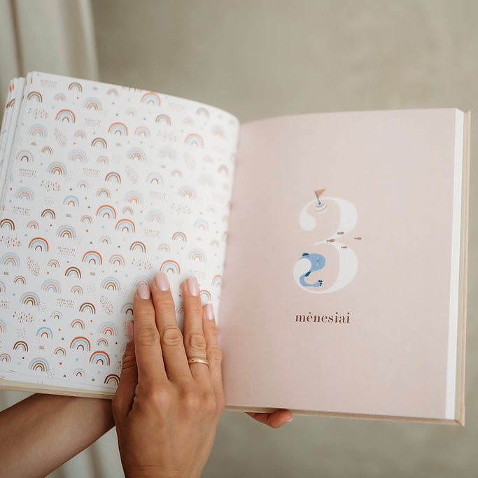 Personalized baby book "My first year"