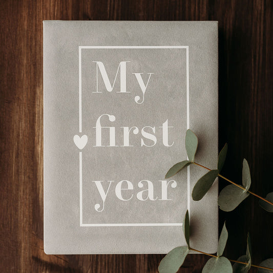 Light grey baby memory box "My first year" with milestone cards